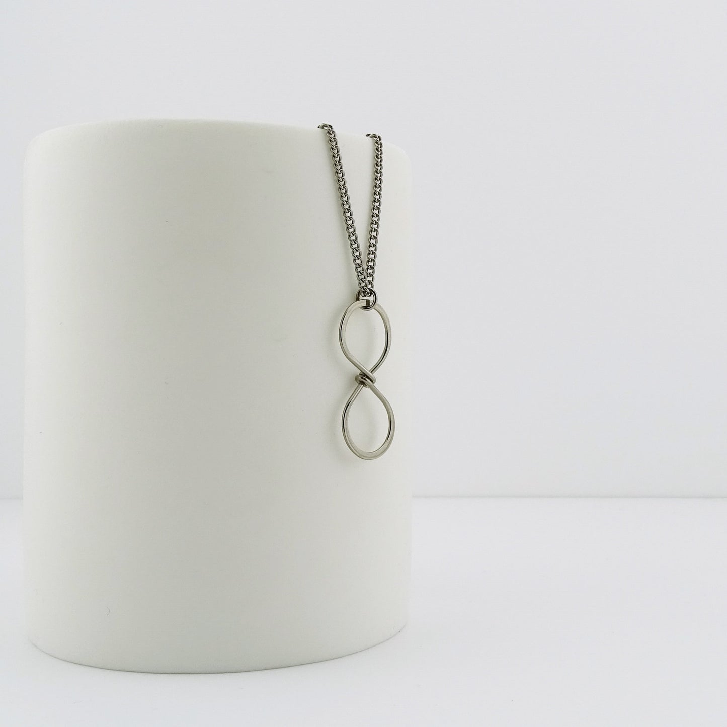 Infinity Symbol Titanium Necklace, Silver Gray Niobium Infinity Necklace, Nickel Free Hypoallergenic Eternity Necklace for Sensitive Skin