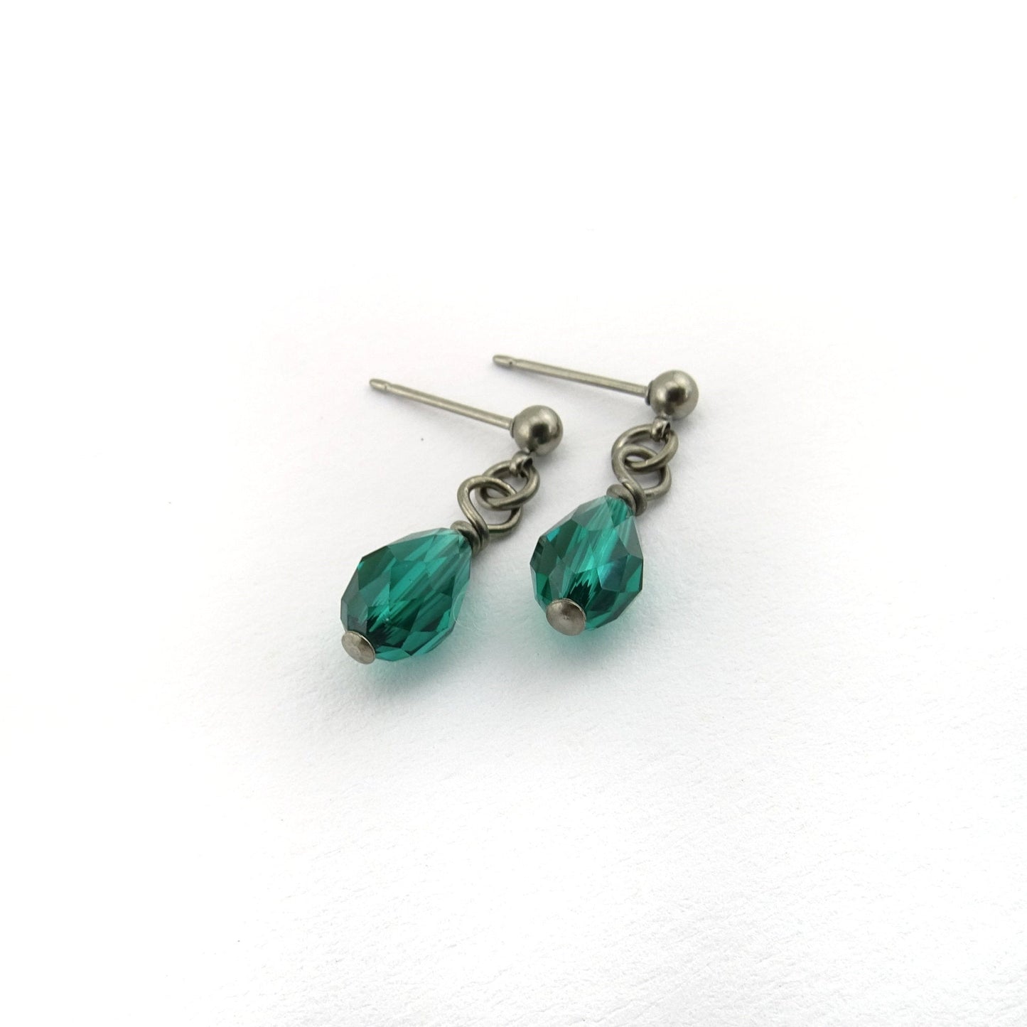 Emerald Green Drop Titanium Dangle Stud, Swarovski Crystal Teardrop Earrings, Hypoallergenic Nickel Free Titanium Sensitive Ears Earrings