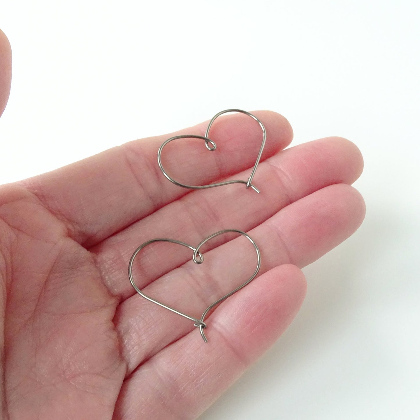 Small Heart Hoops Niobium Hoop Earrings, Silver Gray Niobium Heart Hoop Earrings, Nickel Free Hypoallergenic Earrings for Sensitive Ears