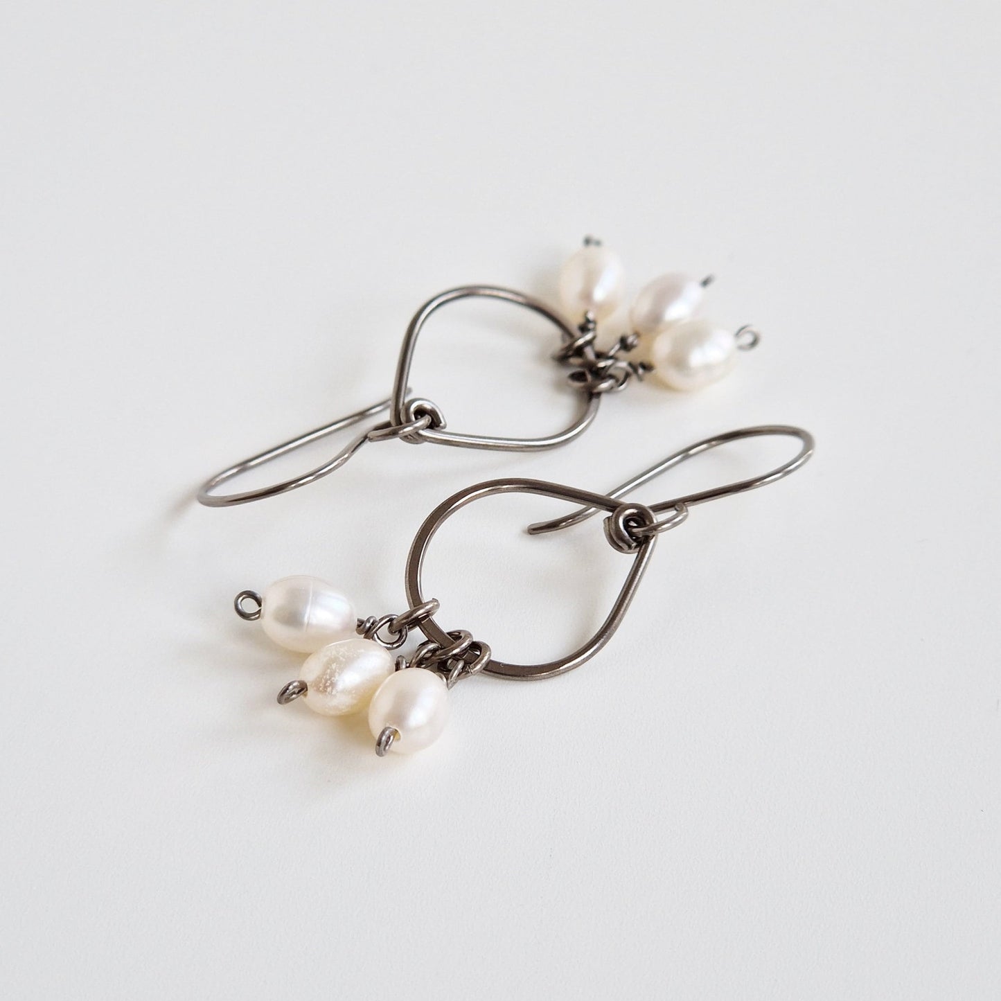 Hypoallergenic Teardrop Earrings with White Pearls