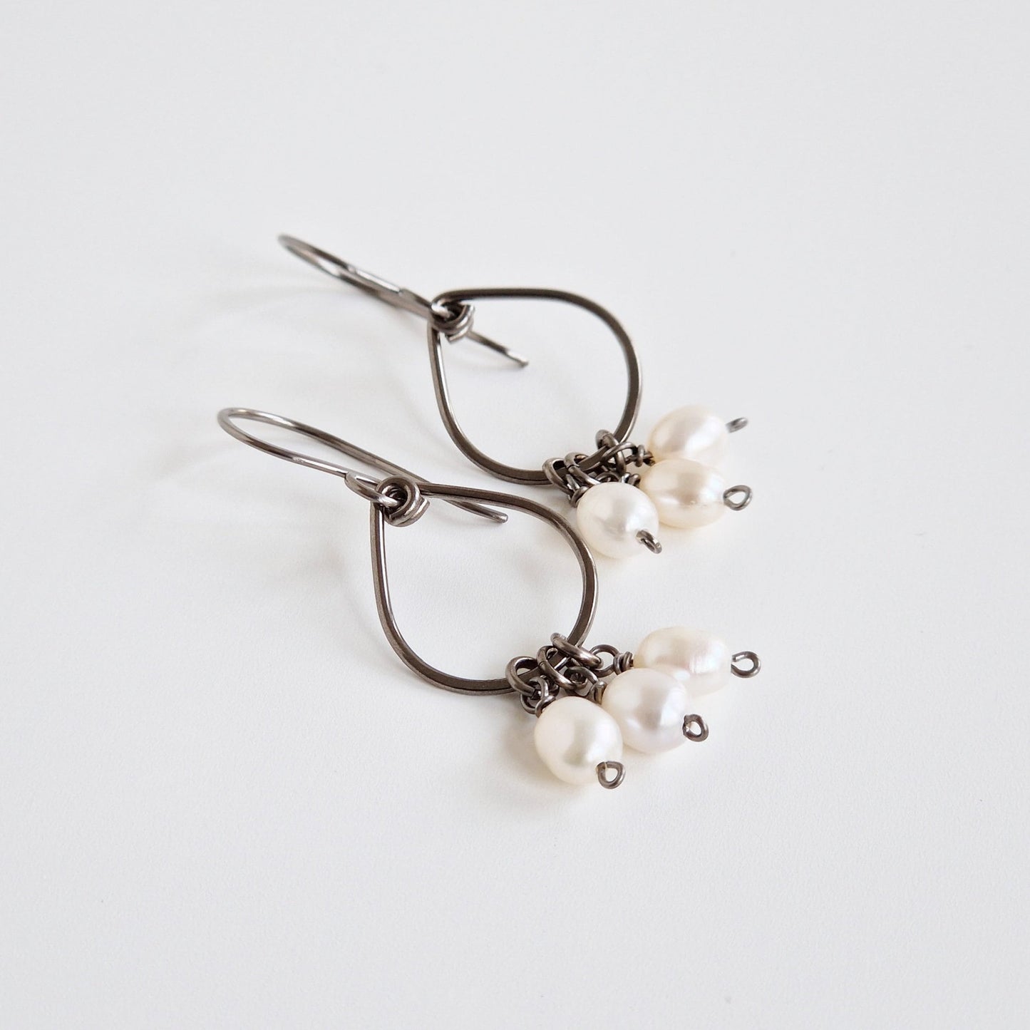 Hypoallergenic Teardrop Earrings with White Pearls