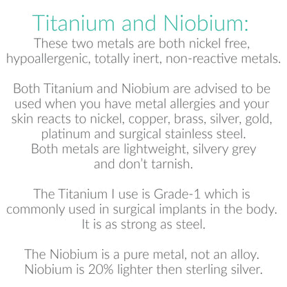 Citrine Gemstone Titanium Necklace, Yellow Stone Wire Wrapped on Niobium Wire, Nickel Free Hypoallergenic Necklace for Sensitive Skin