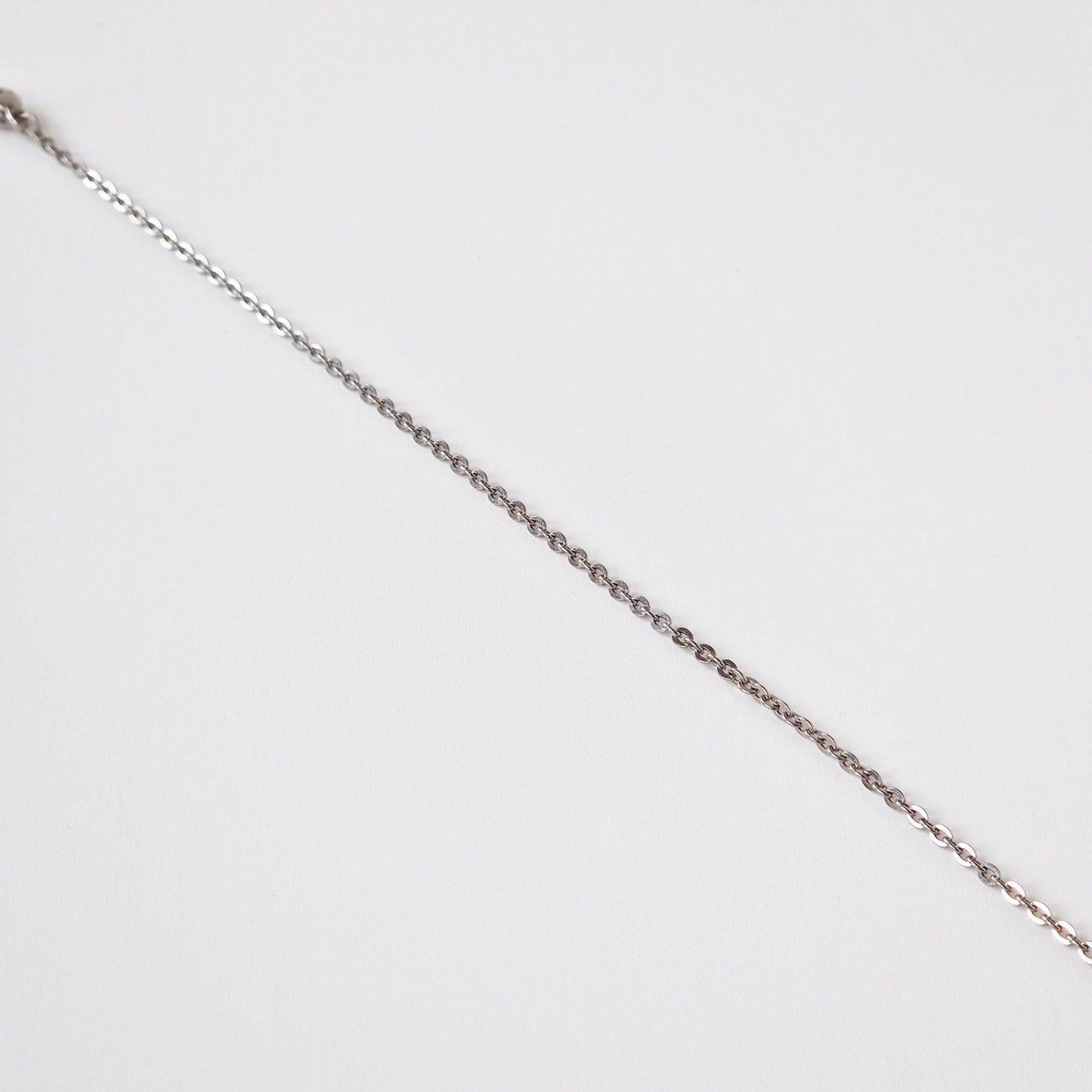 Flat Link Cable Titanium Anklet, Feminine Pure Titanium Chain Ankle Bracelet for Sensitive Skin, Delicate 1.8mm Hypoallergenic Nickel Free