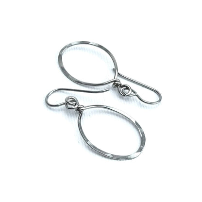 Niobium Earrings Oval Hoops, Hypoallergenic Titanium Earrings for Sensitive Ears, Hammered Silver Niobium Simple Modern Everyday Earrings