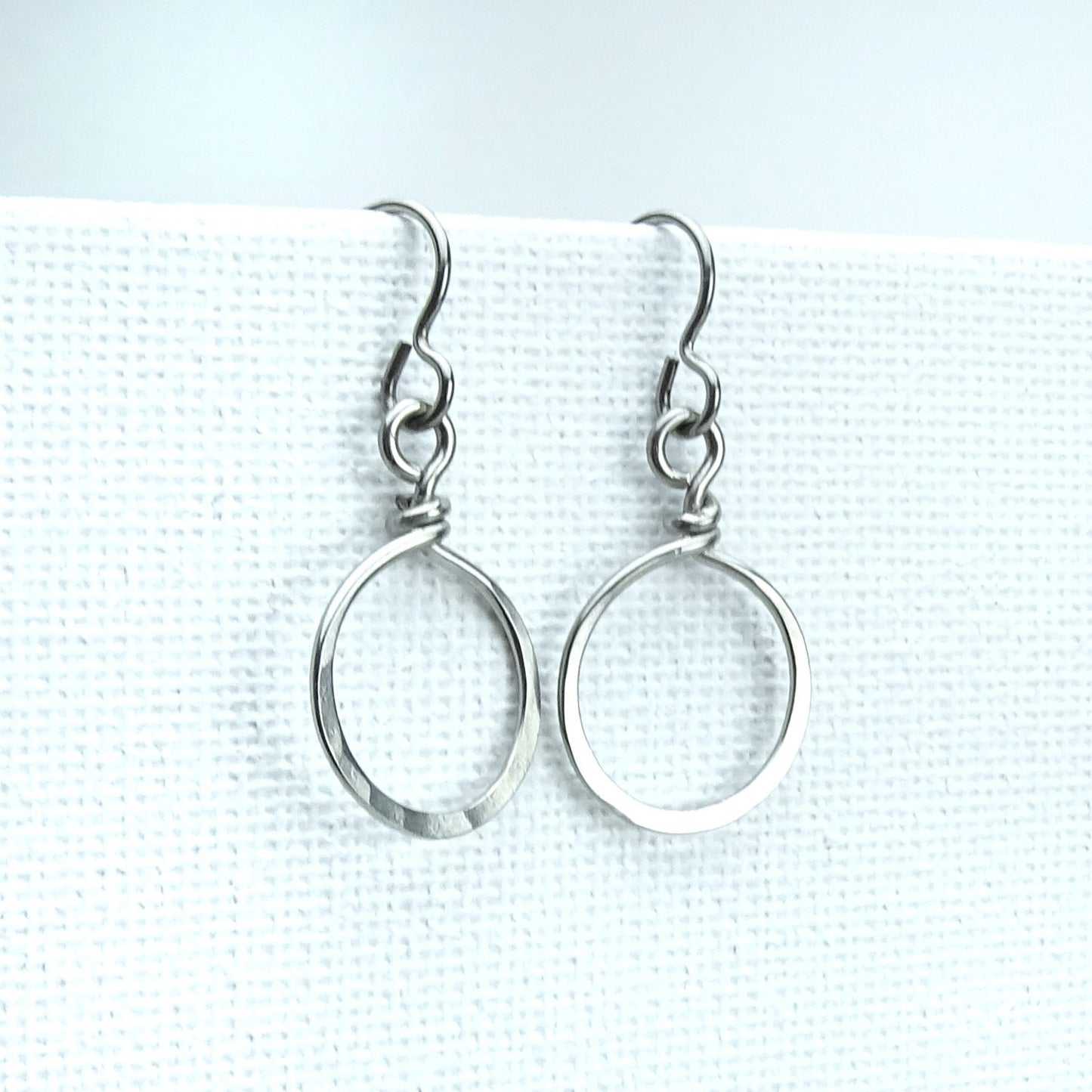 Small Dangle Hoops Niobium Earrings, Hypoallergenic Nickel Free Titanium Earrings for Sensitive Ears, Non Allergenic Hammered Circles Hoop