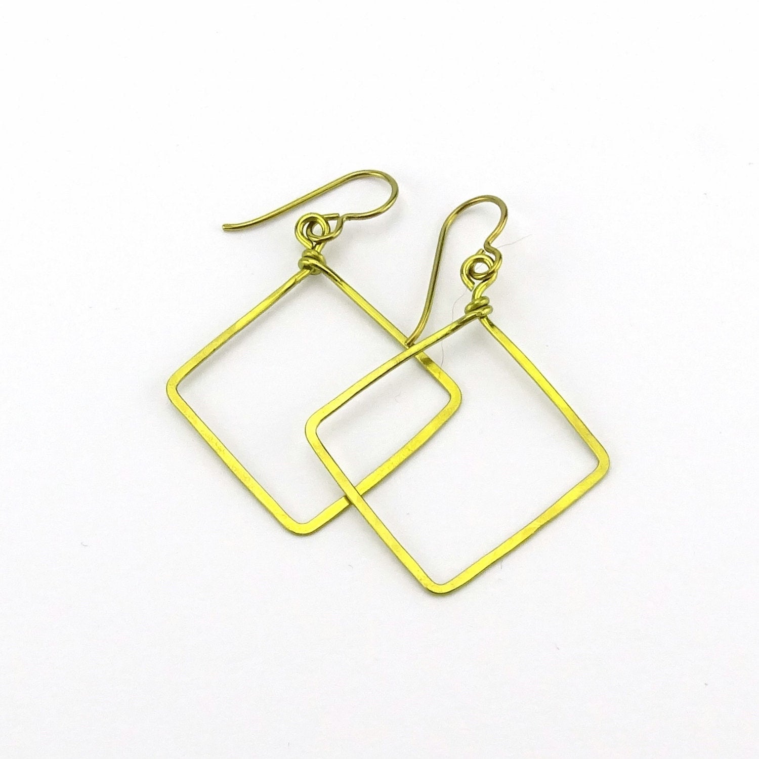 Gold Niobium Square Earrings, Hammered Diamond Shaped Hypoallergenic Earrings for Sensitive Ears, Niobium or Titanium Earrings