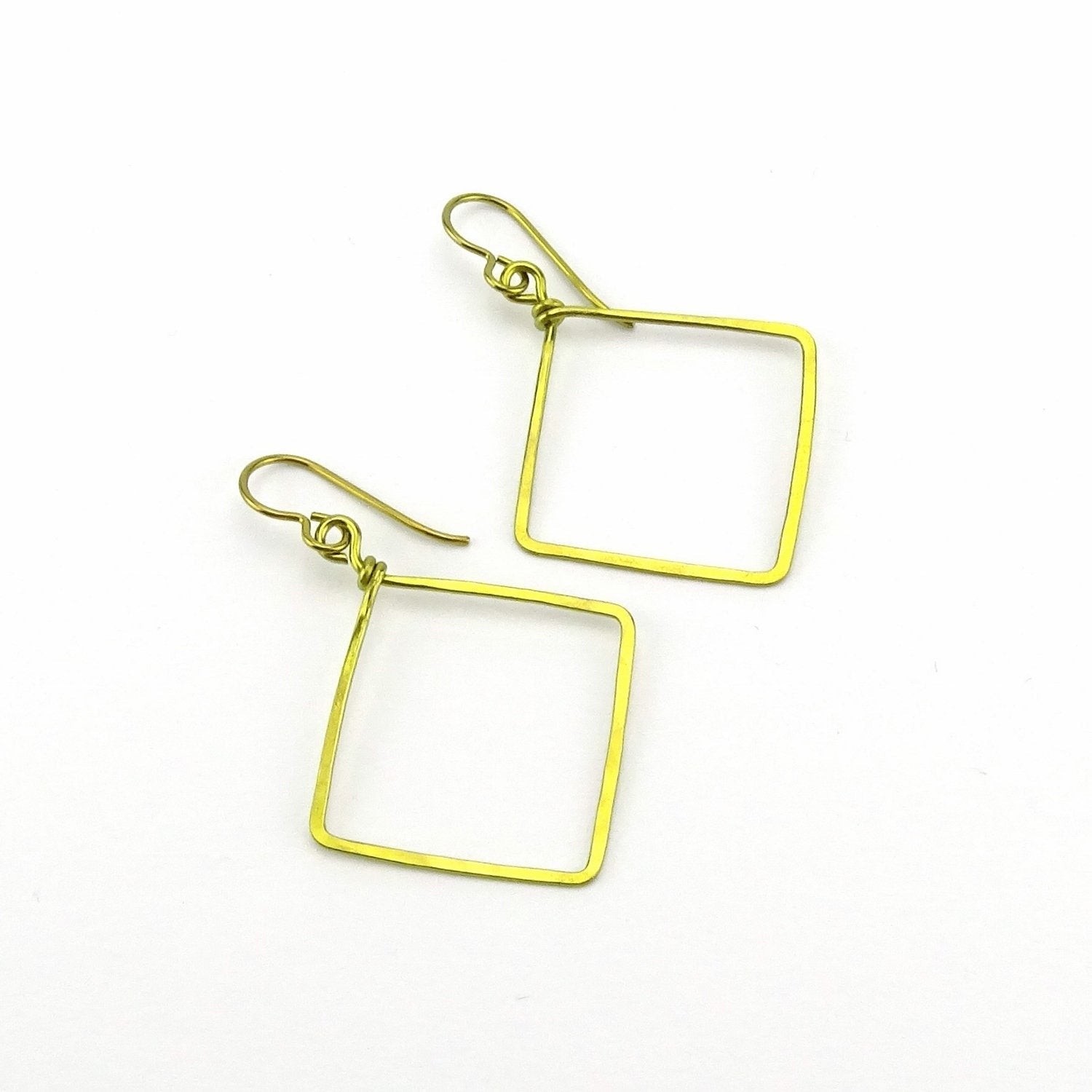 Gold Niobium Square Earrings, Hammered Diamond Shaped Hypoallergenic Earrings for Sensitive Ears, Niobium or Titanium Earrings