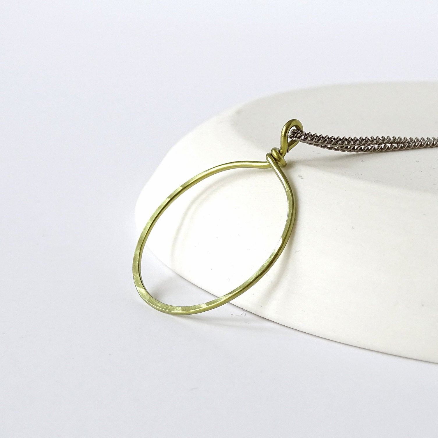 Gold Circle Hoop Titanium Necklace, Hypoallergenic Nickel Free Niobium, Big Hammered Ring Necklace for Sensitive Skin, Simple Loop Pendant
