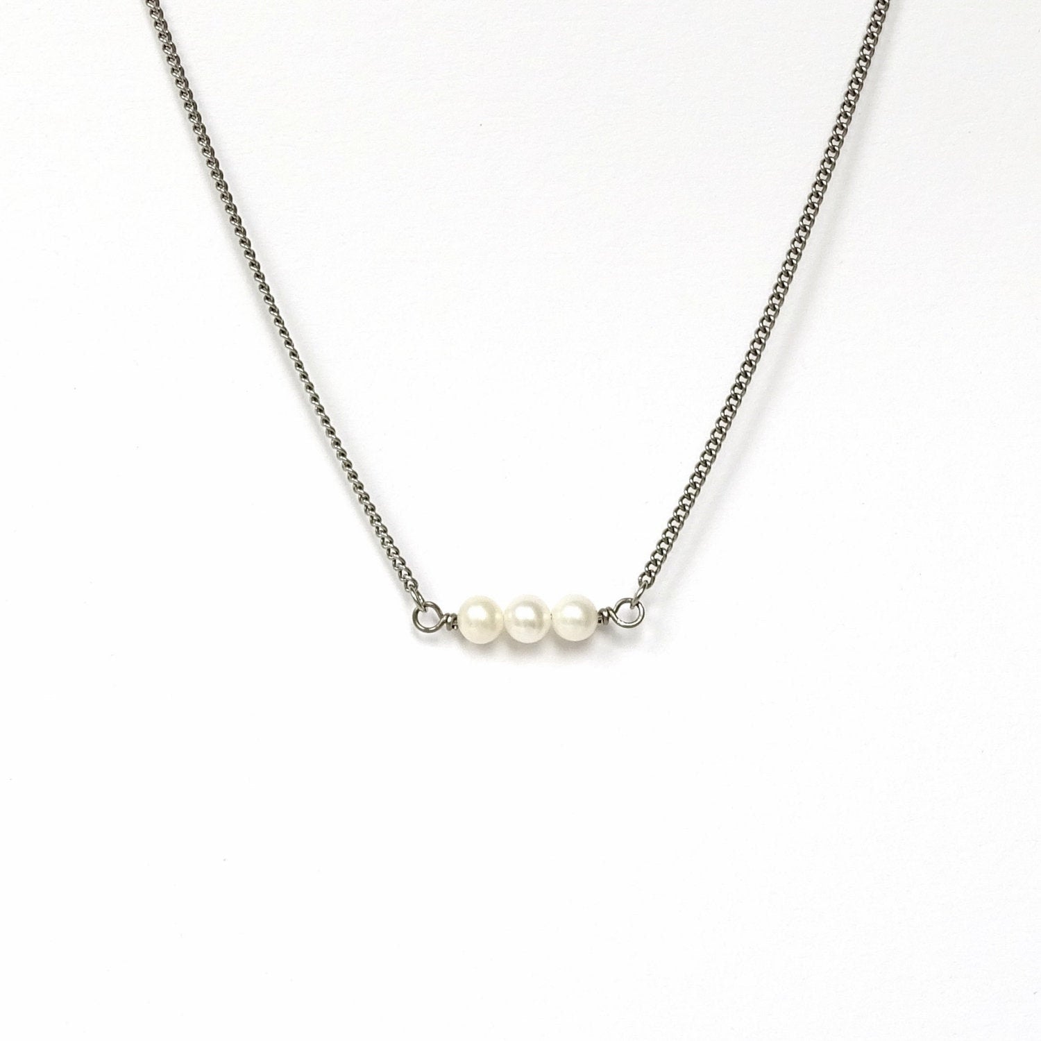 Triple White Pearl Titanium Necklace, Ivory Freshwater Pearl Niobium Bridal Necklace, Hypoallergenic Nickel Free Sensitive Skin Jewelry