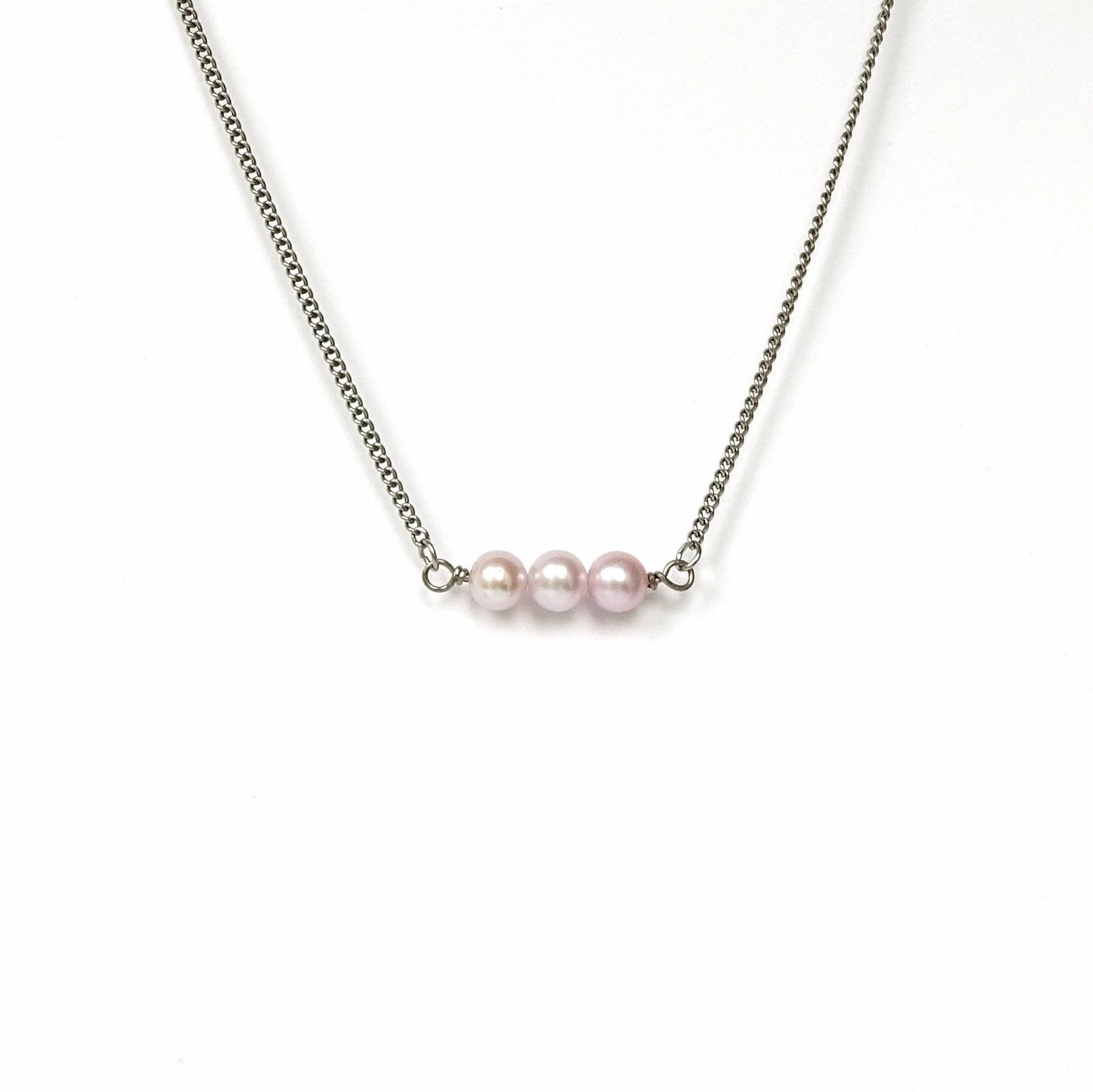 Triple Pink Pearl Titanium Necklace, Lavender Mauve Freshwater Pearl Niobium Necklace, Hypoallergenic Nickel Free Sensitive Skin Jewelry