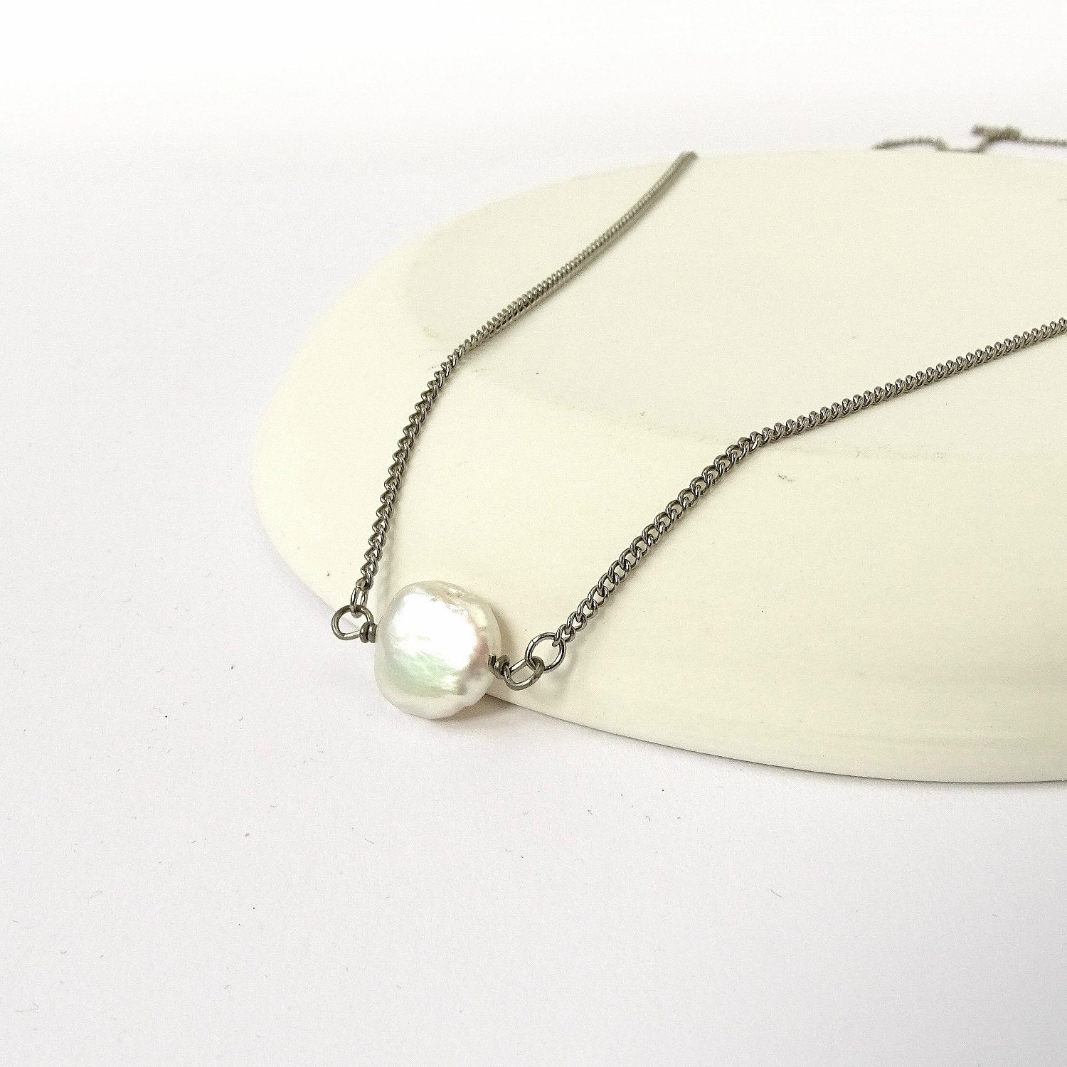 White Coin Pearl Titanium Necklace, Ivory Freshwater Pearl Niobium Bridal Necklace, Hypoallergenic Nickel Free Sensitive Skin Jewelry