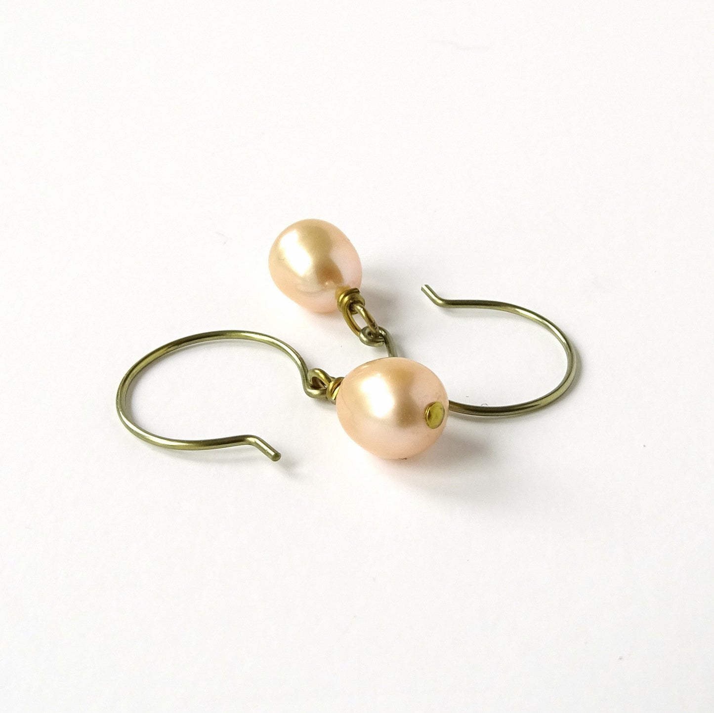 Champagne Oval Pearl Niobium Earrings, Yellow Gold Niobium Nickel Free Earrings, Freshwater Pearls Hypoallergenic Sensitive Ears Earrings