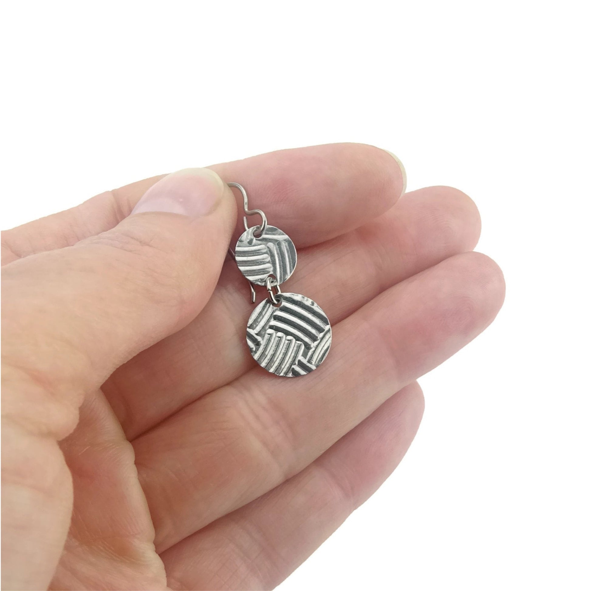 Nickel Free Earrings, Weave Patterned Double Disc Earrings, Silver Color Niobium Titanium Earrings, Hypoallergenic Sensitive Ears Earrings