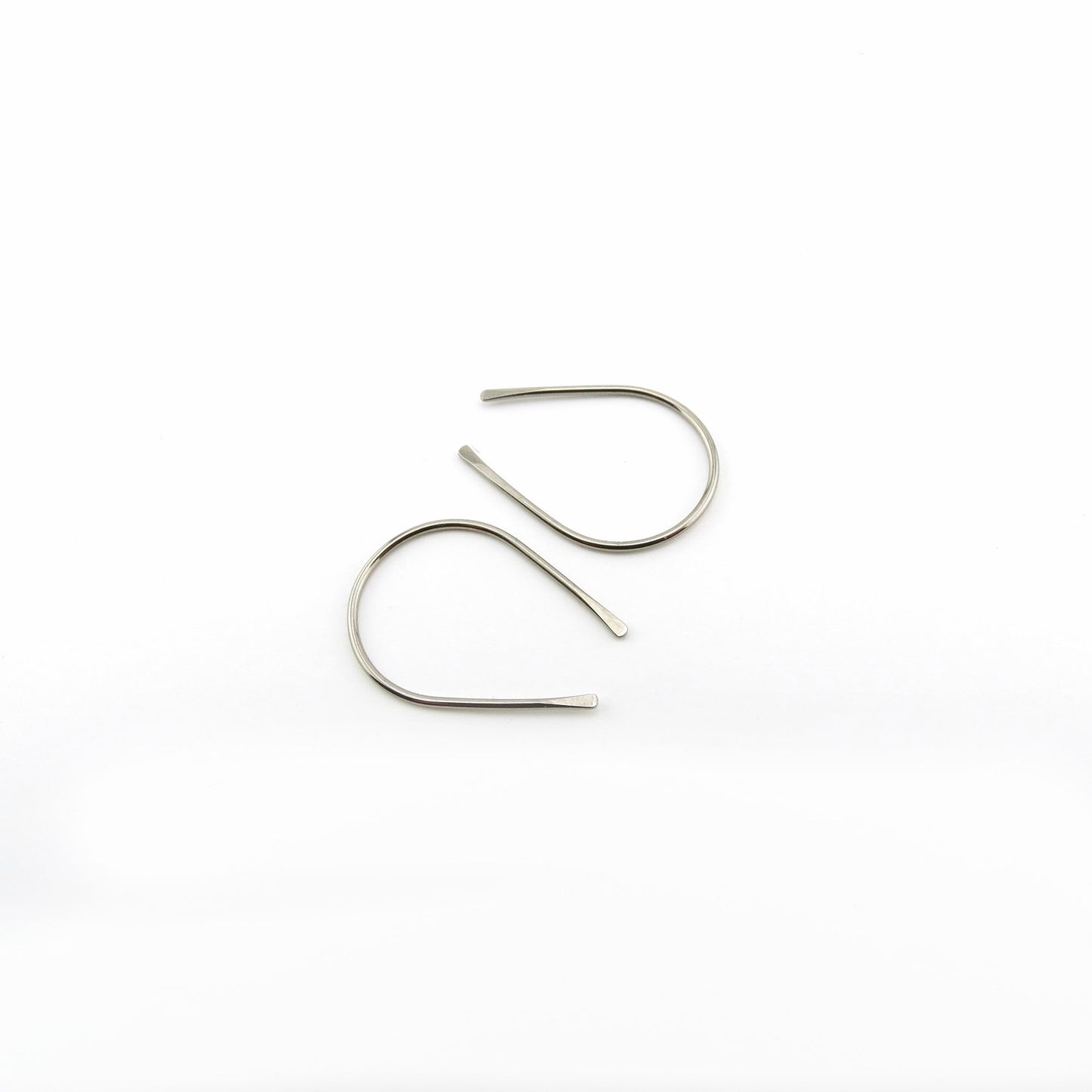 Silver Niobium Horseshoe Threader Earrings, Nickel Free Hypoallergenic Threaders for Sensitive Ears, U Shaped Arch Open Hoop Slider Earrings