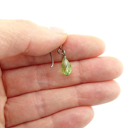 Peridot Green Drop Niobium Earring, Swarovski Crystal Teardrop Earrings for Sensitive Ears, Hypoallergenic Nickel Free Titanium Earrings