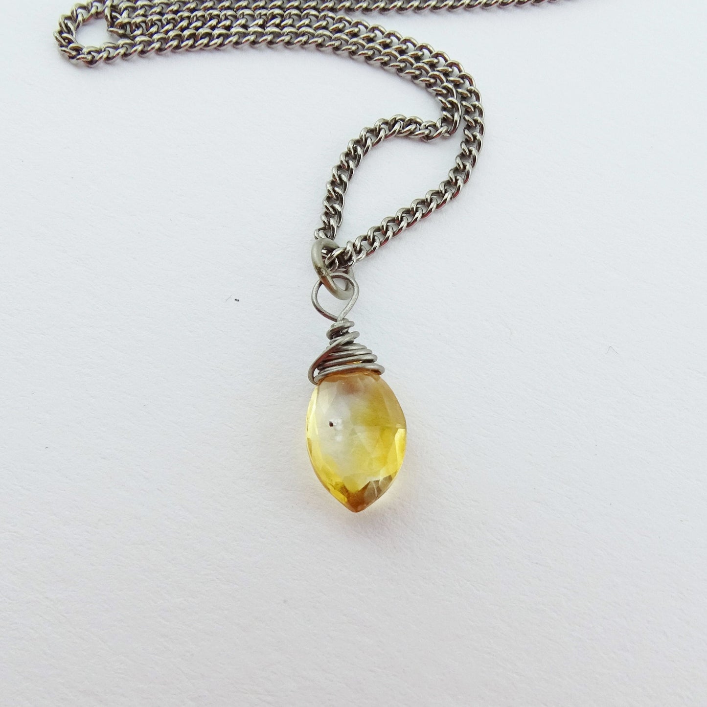 Citrine Gemstone Titanium Necklace, Yellow Stone Wire Wrapped on Niobium Wire, Nickel Free Hypoallergenic Necklace for Sensitive Skin