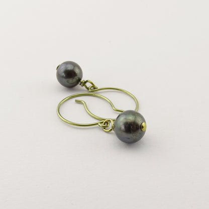 Black Pearl Earrings, Yellow Gold Niobium Nickel Free Earrings, Freshwater Pearls Hypoallergenic Earrings for Sensitive Ears, Non Allergenic