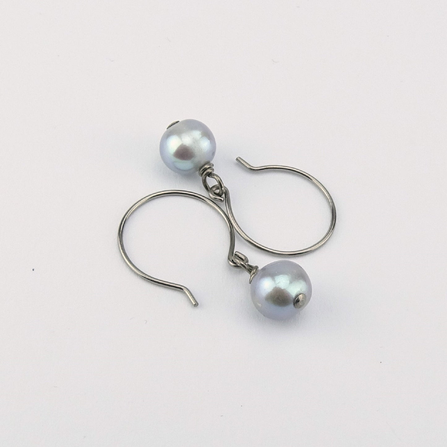 Gray Pearl Earrings, Niobium Earrings, Grey Freshwater Pearls Titanium Earrings, Hypoallergenic Hoop Nickel Free Earrings for Sensitive Ears