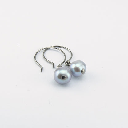 Gray Pearl Earrings, Niobium Earrings, Grey Freshwater Pearls Titanium Earrings, Hypoallergenic Hoop Nickel Free Earrings for Sensitive Ears