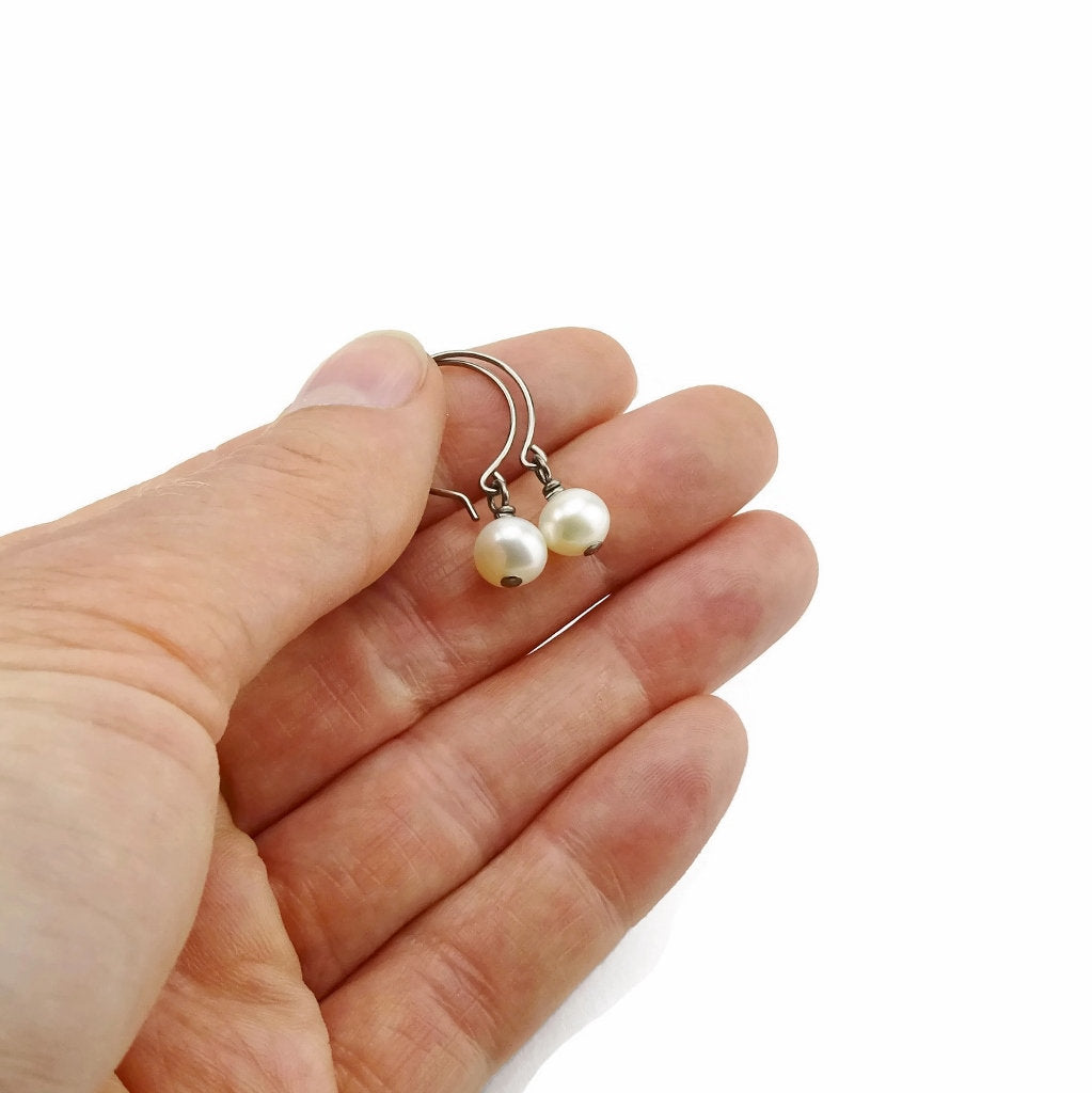 White Pearl Earrings, Niobium Earrings, Freshwater Pearls Titanium Earrings for Sensitive Ears, Hypoallergenic Hoop Nickel Free Earrings