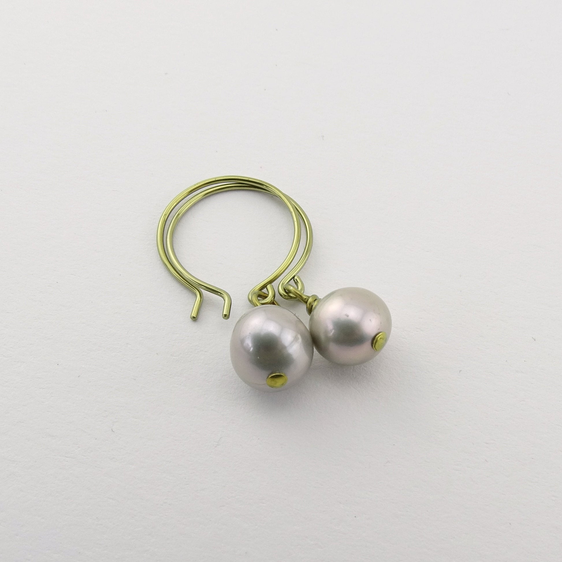 Gray Pearl Earrings, Yellow Gold Niobium Nickel Free Earrings, Freshwater Pearls Hypoallergenic Earrings for Sensitive Ears, Non Allergenic