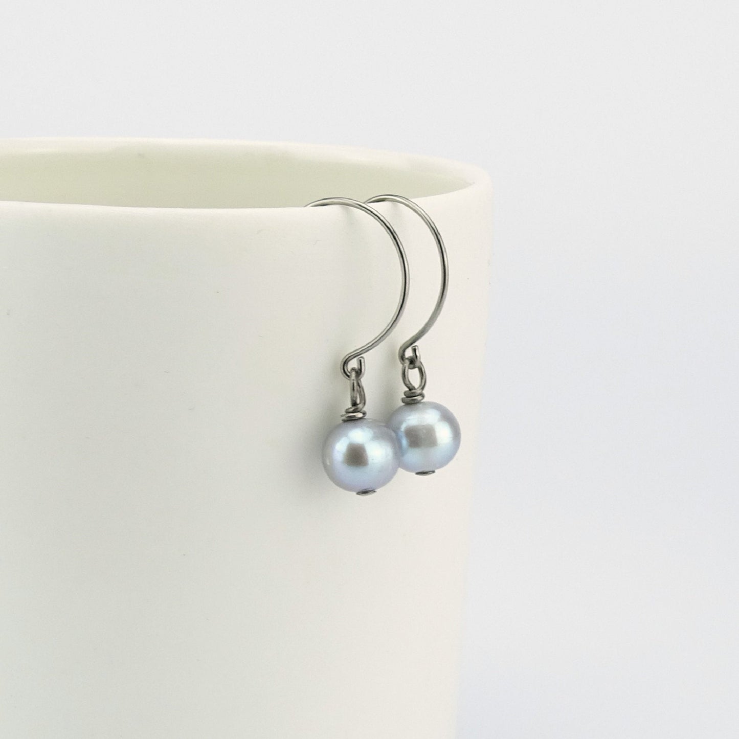 Gray Pearl Earrings, Niobium Earrings, Grey Freshwater Pearls Titanium Earrings, Hypoallergenic Hoop Nickel Free Earrings for Sensitive Ears