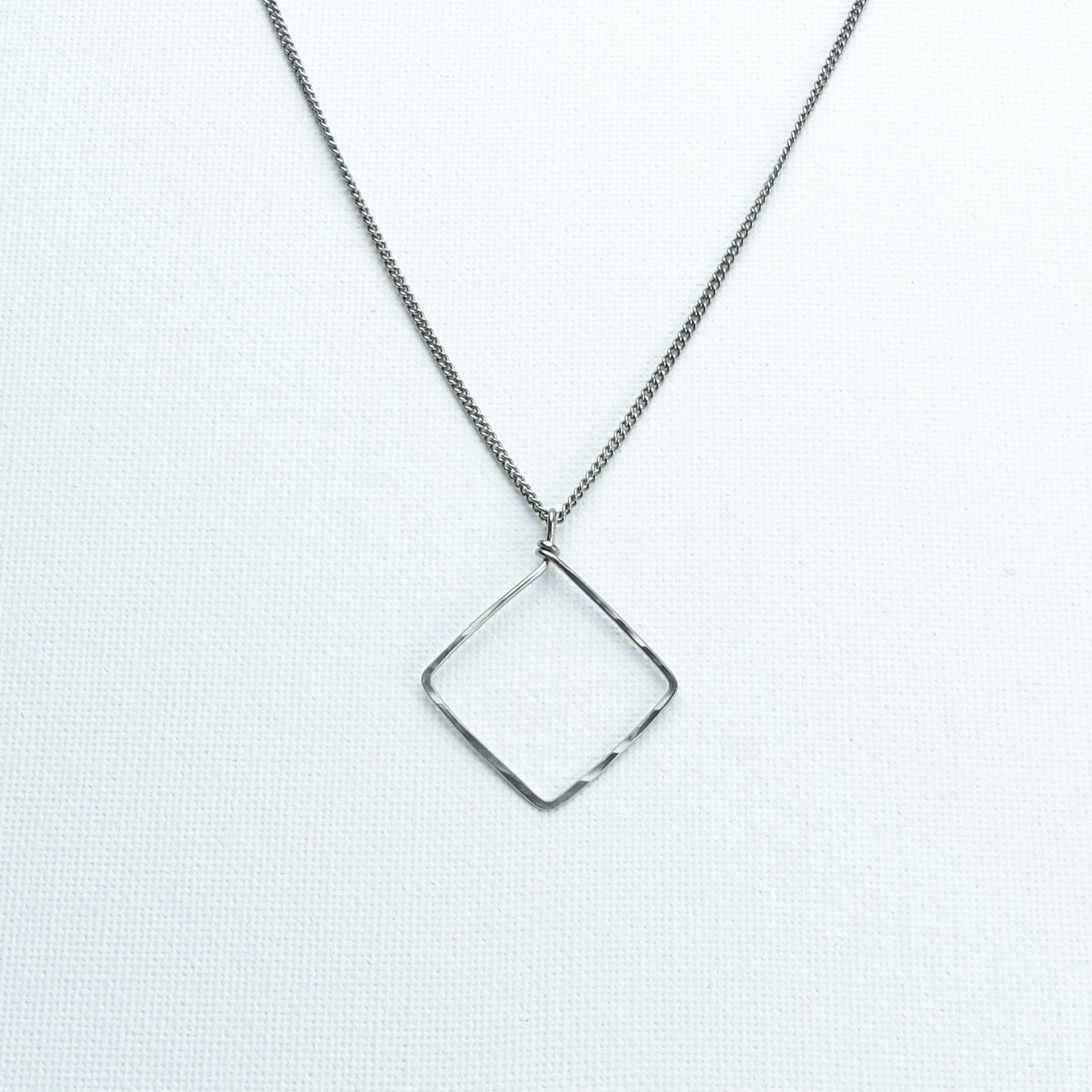 Diamond Square Hoop Titanium Necklace, Hammered Geometric Niobium Pendant, Hypoallergenic Nickel Free Necklace for Sensitive Skin