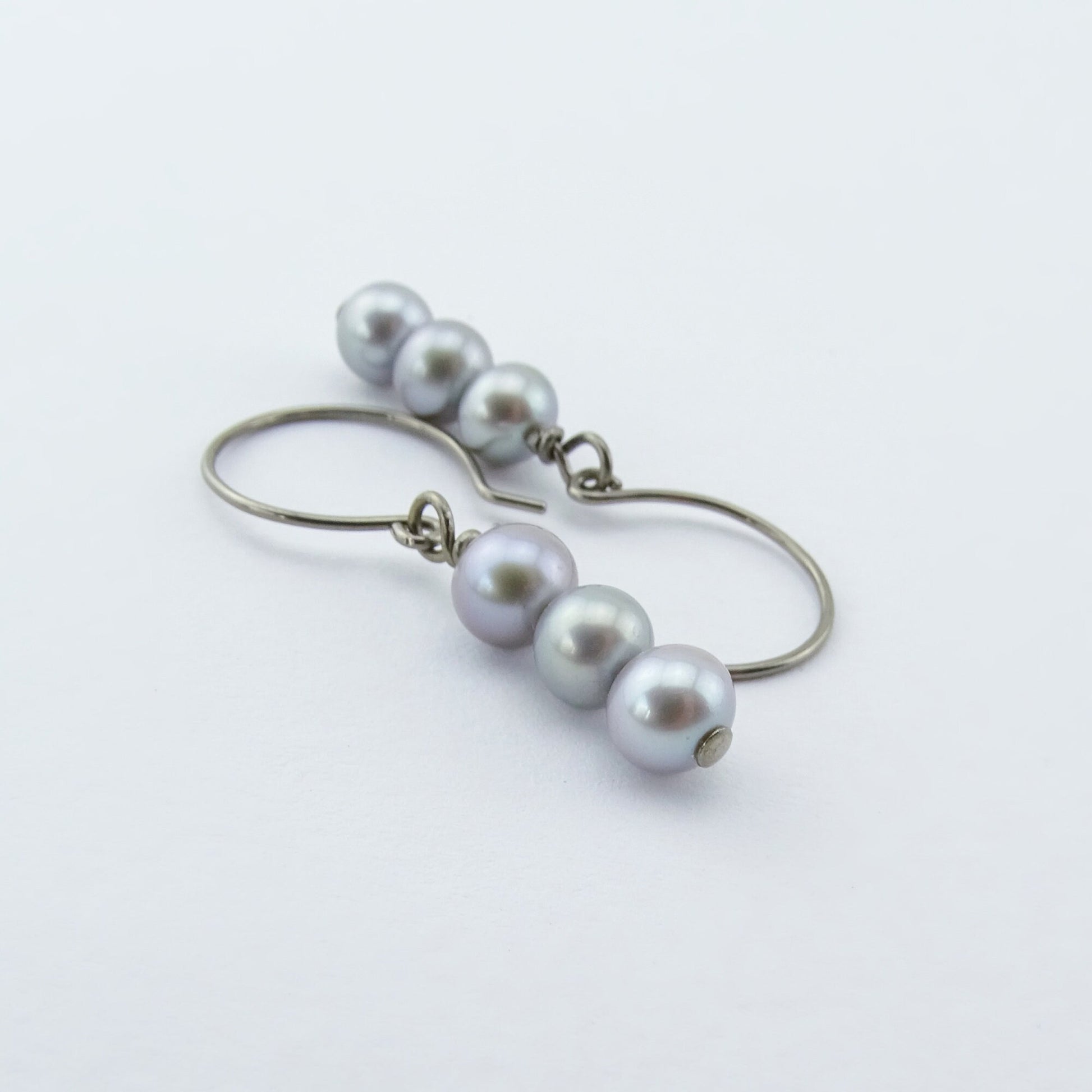 Triple Gray Pearl Niobium Earrings, Grey Freshwater Pearls Titanium Earrings, Hypoallergenic Hoop Nickel Free Earrings for Sensitive Ears