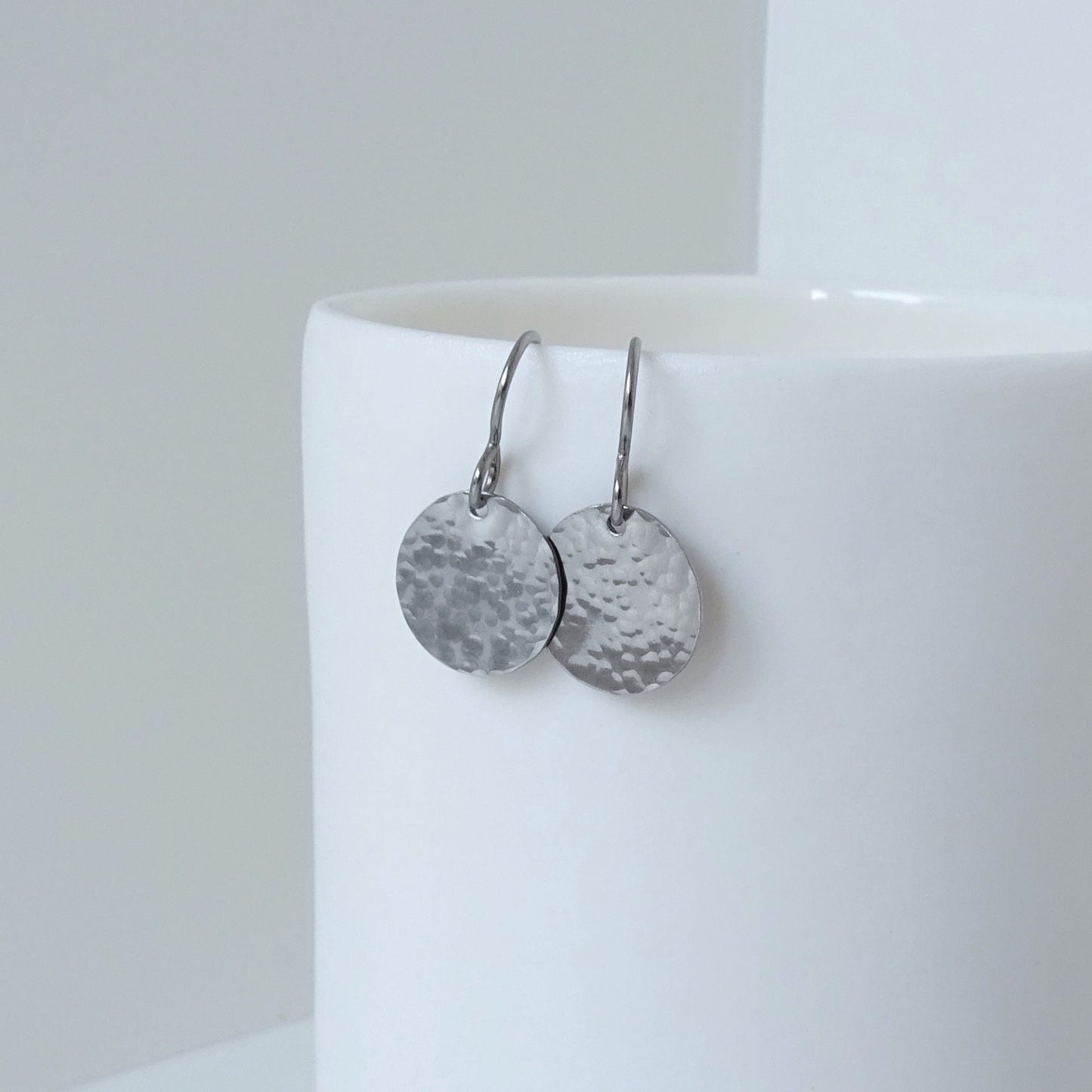 Titanium Earrings Small Disc Earrings, Hammered Silver Color Niobium Earrings, Round Circle Hypoallergenic Discs, Nickel Free Disk Earrings