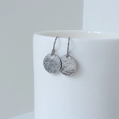 Titanium Earrings Small Disc Earrings, Hammered Silver Color Niobium Earrings, Round Circle Hypoallergenic Discs, Nickel Free Disk Earrings