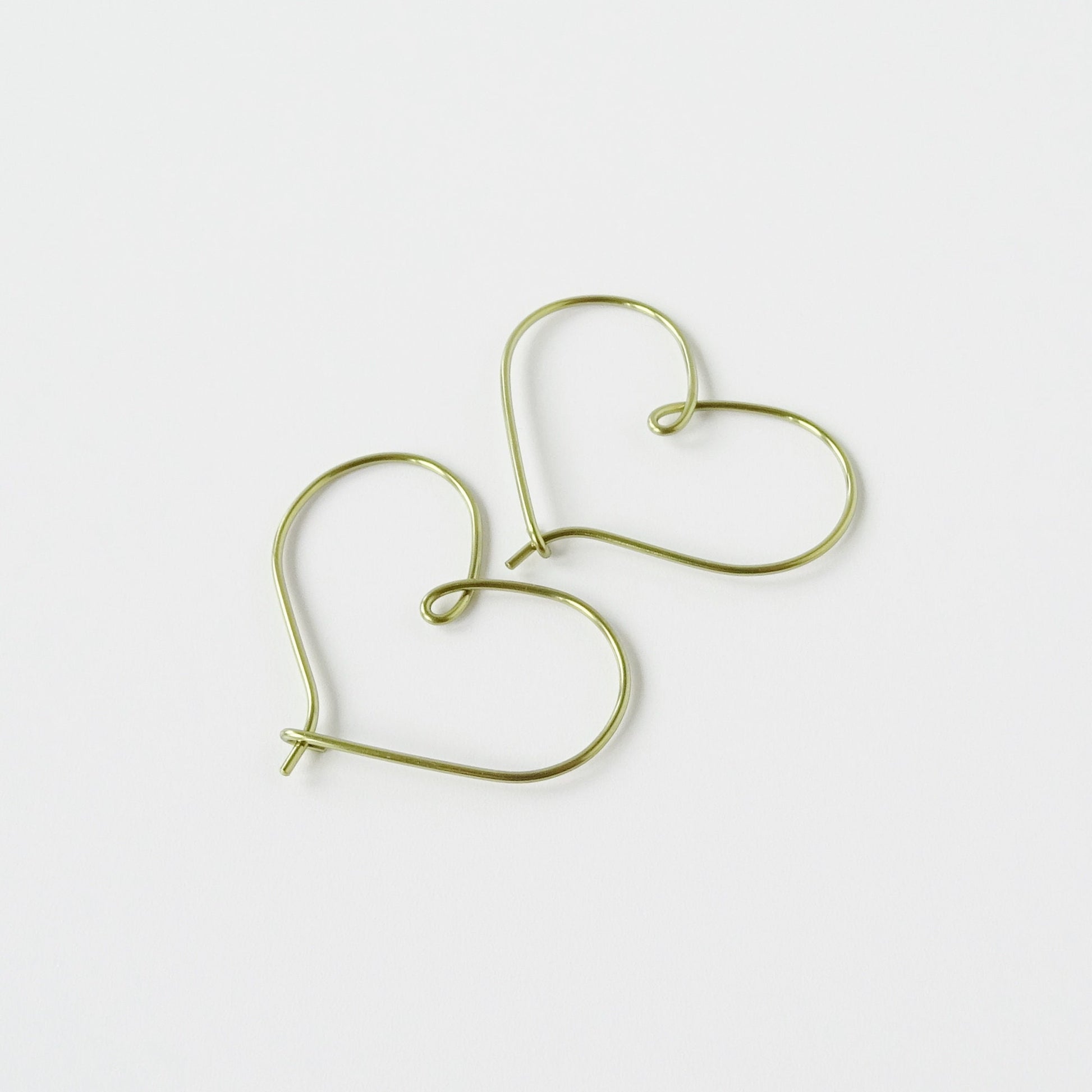 Small Heart Hoops Gold Niobium Hoop Earrings, Nickel Free Hypoallergenic Yellow Gold Anodized Niobium Heart Hoop Earrings for Sensitive Ears