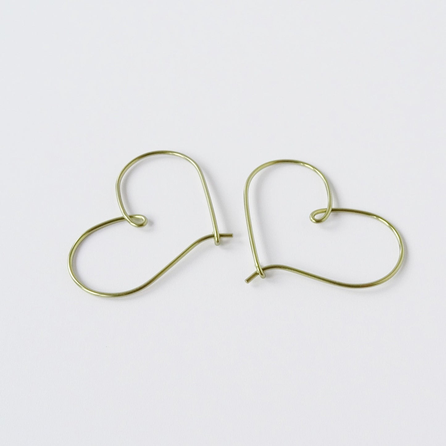 Small Heart Hoops Gold Niobium Hoop Earrings, Nickel Free Hypoallergenic Yellow Gold Anodized Niobium Heart Hoop Earrings for Sensitive Ears