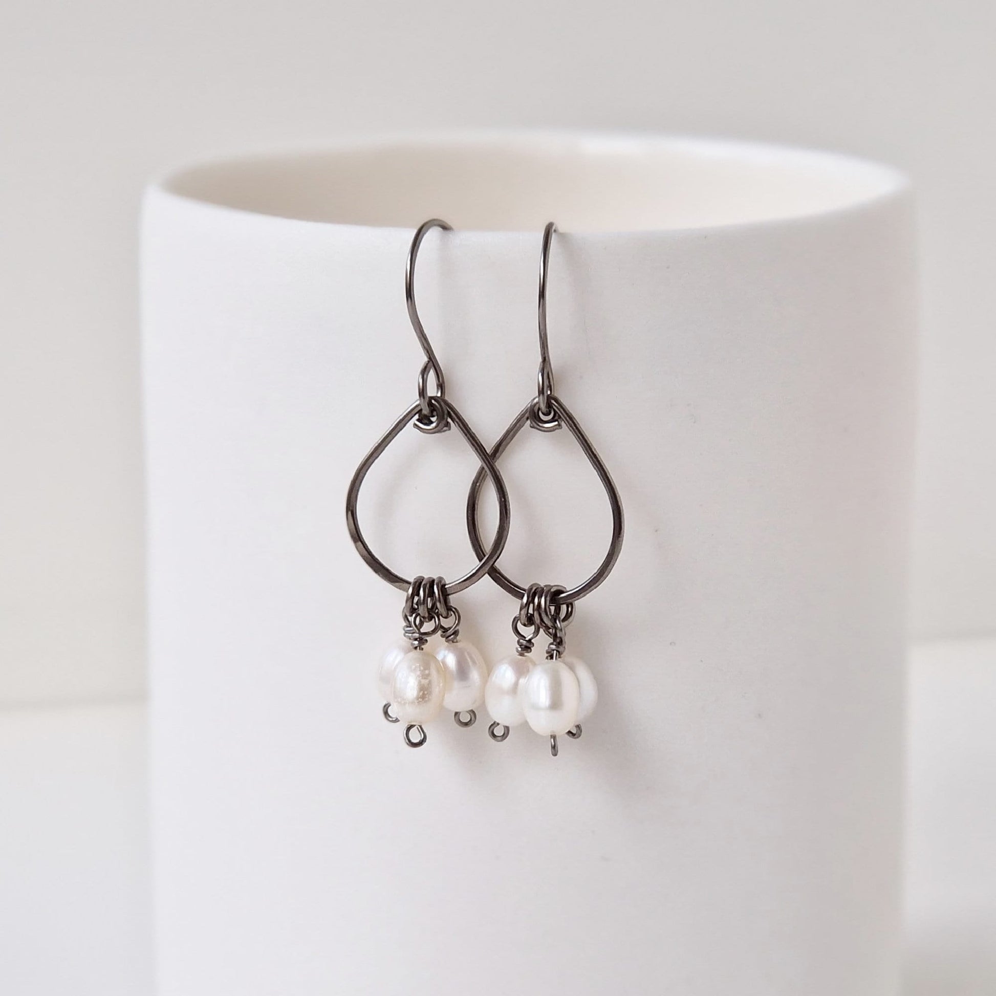 Hypoallergenic Teardrop Earrings with White Pearls