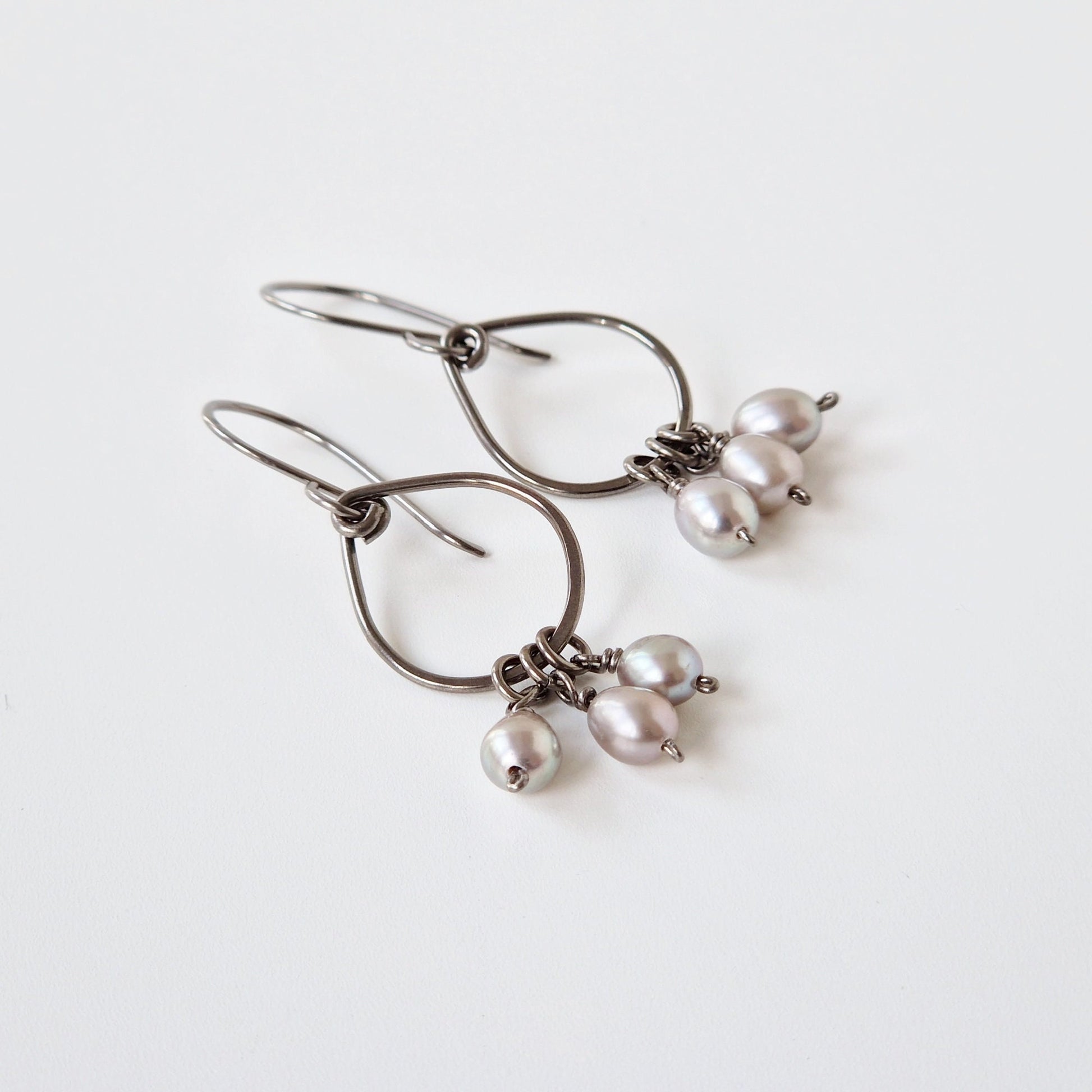 Hypoallergenic Teardrop Earrings with Gray Pearls